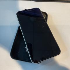 Smartphone-a iPhone, gisa salatu by Gemeente Amsterdam iLost erabiliz