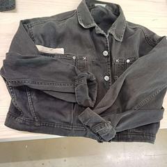 السترة Veste jeans noir enfant، كما تم الإبلاغ عنه بواسطة IKEA Liège عبر iLost