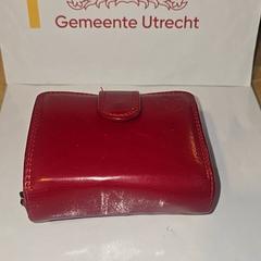 Portefeuille Simons e/v ter Burg, a été signalé par Gemeente Utrecht utilisant iLost