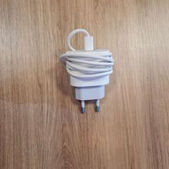 Adaptador, segons ha informat Breda University of Applied Sciences Mgr. Hopmansstraat mitjançant iLost