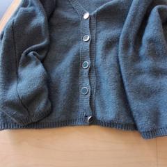 Sweater, as reported by IKEA Lyon Grand Parilly using iLost