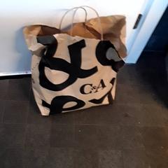 Papieren tas C&A, zoals gemeld door EBS Tramplein met iLost