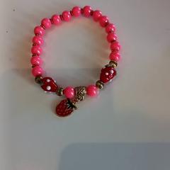 Armbånd Kralen aarbeien, som rapportert av Arriva Limburg Zuid ved bruk av iLost