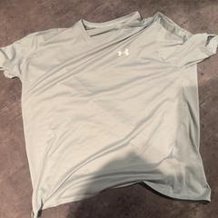 T shirt, zoals gemeld door Van der Valk Hotel Haarlem met iLost