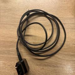 Adaptador Zwarte oplader, ha sido reportado por Van der Valk Hotel Assen con iLost