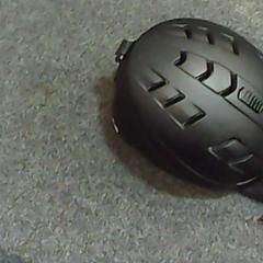 Ski helmet, as reported by SnowWorld Landgraaf using iLost