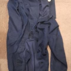 Blusa, segundo informou Internationaal Theater Amsterdam usando iLost