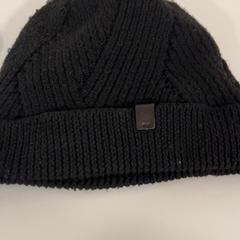 Txapela noir, gisa salatu by IKEA Mons iLost erabiliz