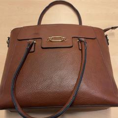 Ladies bag, as reported by RET using iLost