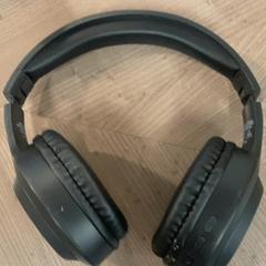 Słuchawki, zgłoszono przez Pathé Eindhoven przy użyciu iLost