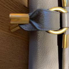 財布 Wallet がiLostで Designer Outlet Roermond によって報告されました