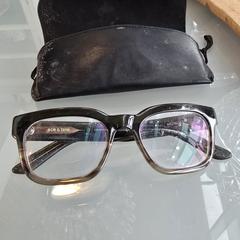 Green Ace and Tate Glases, come riportato a iLost