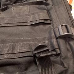 Mochila Zwart, como reportado por Qbuzz Fryslân utilizando o iLost
