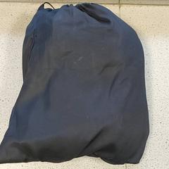 Borsa Turnkledij, come riportato da Centraal magazijn utilizzando iLost