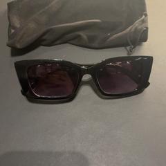 Sunglasses, as reported by Van der Valk Hotel Houten using iLost