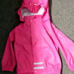 Veste Kind roze, a été signalé par Burgers' Zoo utilisant iLost