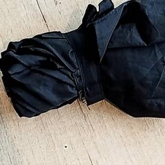 Paraply, rapporterat av Centraal magazijn med iLost