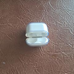 Airpodcase, segons s'ha informat a iLost