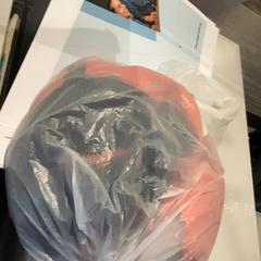 Roupa, como reportado por MEININGER Hotel Paris Porte de Vincennes utilizando o iLost