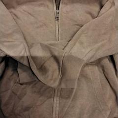 Chaleco niños Kaki 110/116, ha sido reportado por Gemeente Puurs-Sint-Amands con iLost