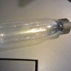 Waterfles, como reportado por SnowWorld Landgraaf utilizando o iLost