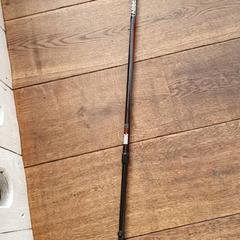 杖 Zwart met rode streep がiLostで DierenPark Amersfoort によって報告されました