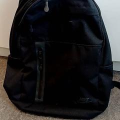 Rugtas/rugzak & Zwart, segundo informou Qbuzz GD Groningen HS usando iLost