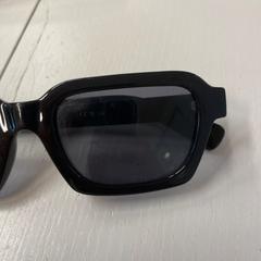 Zonnebril, iLost를 사용하여 DGTL Amsterdam에 보고됨