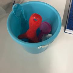 Kids playing toys, segundo informou Silver Sands Beach usando iLost