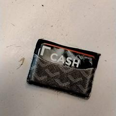 Portfel Van Egmond, zgłoszono przez BURST przy użyciu iLost