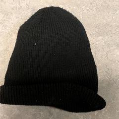 Klær - Muts zwart + Handschoenen, som rapportert av Regio Oost-Vlaanderen ved bruk av iLost