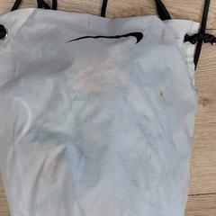 Saco de ginásio, como reportado por Regio Antwerpen - Brussel utilizando o iLost