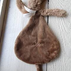 Cuddly slap, as reported by DierenPark Amersfoort using iLost