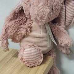 Peluche, a été signalé par IKEA Hengelo Klantenservice utilisant iLost