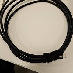 Câble usb-c, a été signalé par Vrije Universiteit Amsterdam utilisant iLost