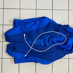 Coat Blue, zoals gemeld door Ramada by Wyndham Amsterdam Airport Schiphol met iLost