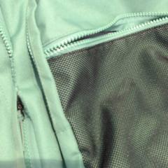 İLost kullanarak Walibi Holland tarafından bildirildiği gibi Sırt çantası