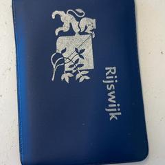 Peňaženka Hocquet, ako bolo nahlásené GVB pomocou iLost