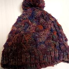 Oblečení - Muts, jak nahlášeno Regio Oost-Vlaanderen pomocí iLost