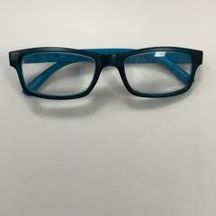 Glasses, as reported by Movie Park Germany using iLost