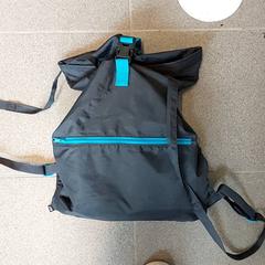 Zwemzak, amint azt Centraal magazijn az iLost segítségével jelentette.