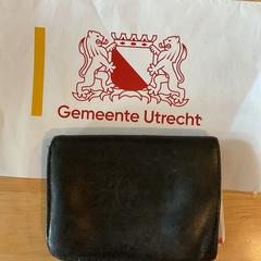 Zwarte portomonnee, as reported by Gemeente Utrecht using iLost