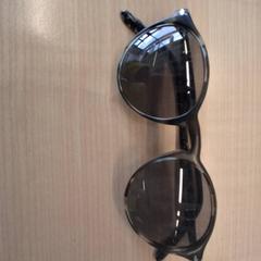 Sonnenbrille Noir, gemeldet von IKEA Dijon über iLost