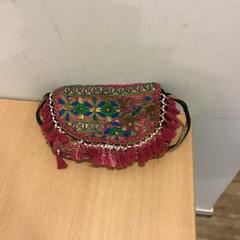 İLost kullanarak Qbuzz U-OV tarafından bildirildiği gibi Handtasje