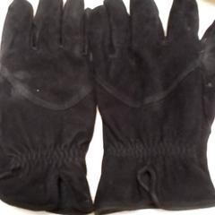 Rukavice Suede, jak nahlášeno Qbuzz Fryslân pomocí iLost