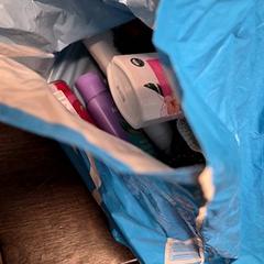 Saco Met spullen, como reportado por Attractie- & Vakantiepark Slagharen utilizando o iLost