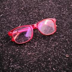 Bril Rood, zoals gemeld door Schaatsbaan Rotterdam met iLost