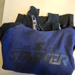 Hoodie Blauw zwart, iLost를 사용하여 Connexxion Zeeland에 보고됨