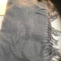 Sjaal/shawl, zoals gemeld door Rijksmuseum met iLost