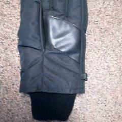 Handske, rapporterat av Burgers' Zoo med iLost